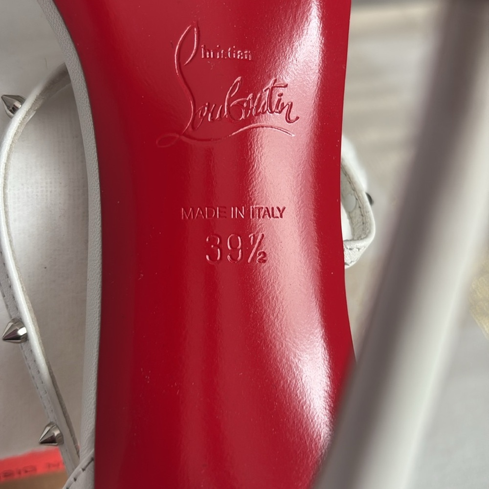 DESIGNER Christian LOUBOUTIN RED BOTTOMS, worn Once! Size 39.5. - Picture 12 of 15